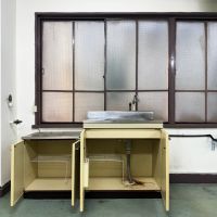 京都市下京区堀川通綾小路下る綾堀川町304-2 の賃貸物件/水回りはこんな感じです。給排水はミニマム。電気容量もミニマムだったので業種を選びます