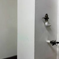 京都市下京区堀川通綾小路下る綾堀川町304-2 の賃貸物件/ガス管は古き良きホース用が3口、ひょっこり出てます