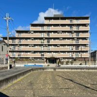 京都市西京区桂上野今井町111の売買物件/今のところ建物前には田んぼが残っている