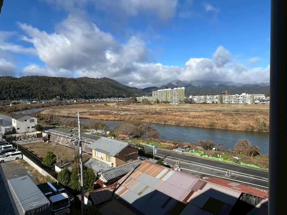 京都市西京区桂上野今井町111の売買物件/共用廊下からはリバービュー