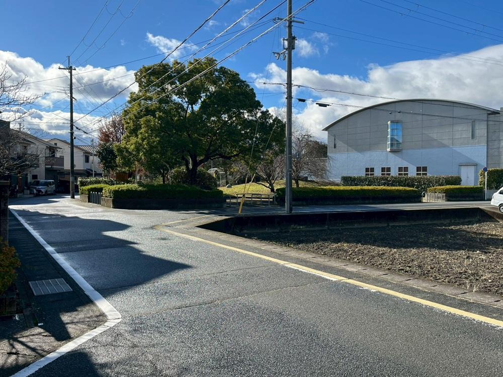 京都市西京区桂上野今井町111の売買物件/すぐ近くには上桂公園もあるのでちょっと子供と遊ぶにはもってこい