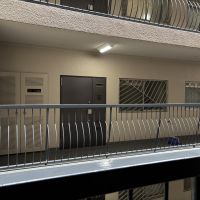 京都市上京区中立売通室町西入三丁町471の売買物件/共用廊下の手すりのデザインもこだわりを感じます