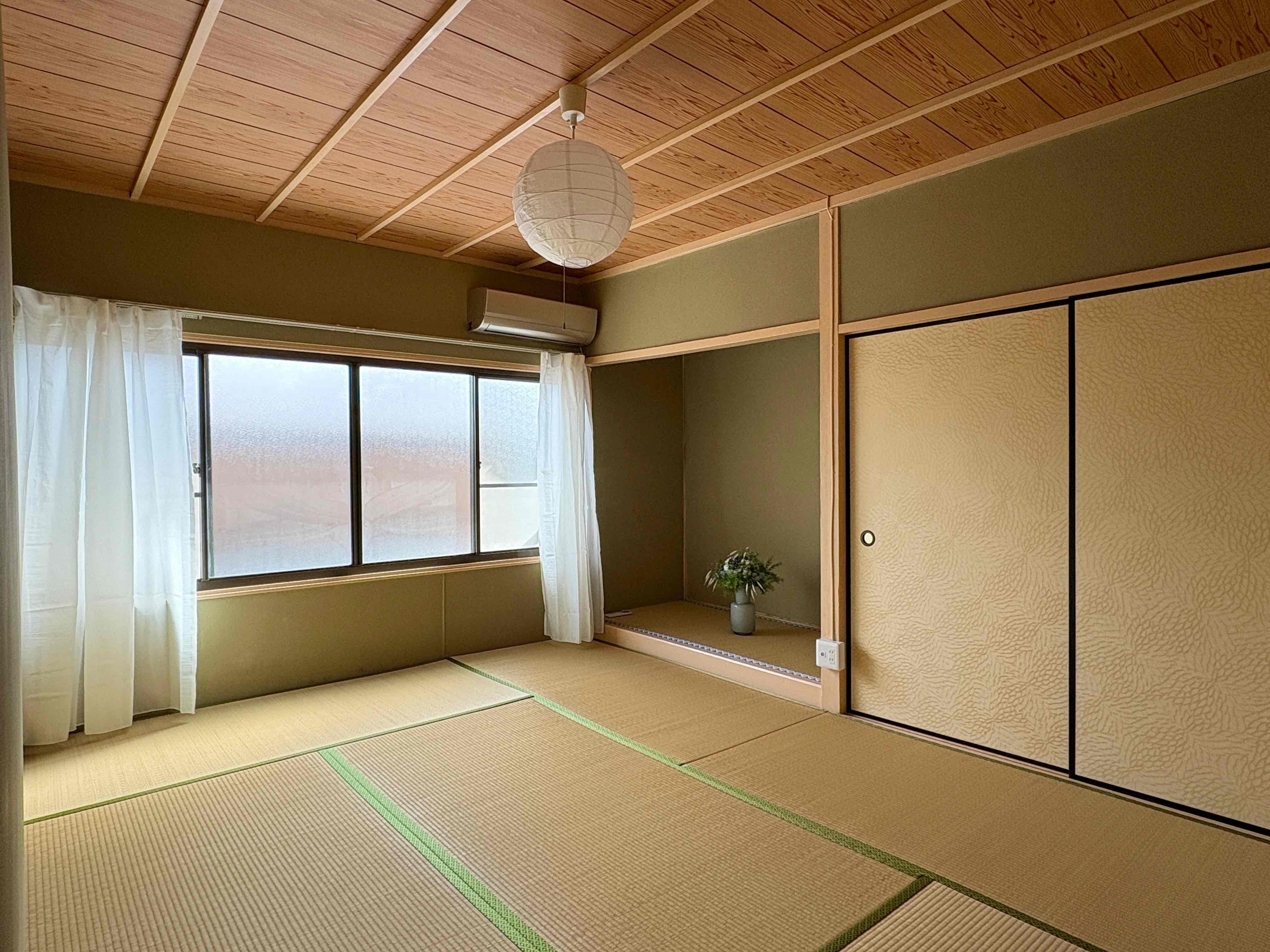 京都市左京区下鴨東半木町74番地3の賃貸物件/改装後は奇をてらわずシンプルな仕上がり。この雰囲気が好きな人は多いのでは
