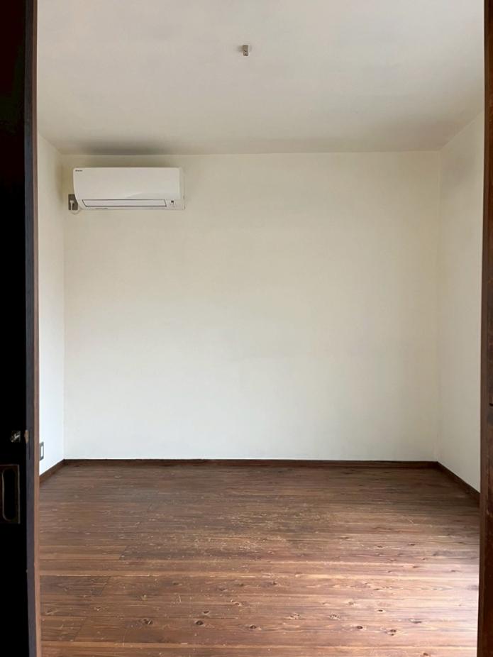 京都市下京区突抜2丁目357の賃貸物件/1号室｜入口からのショット
