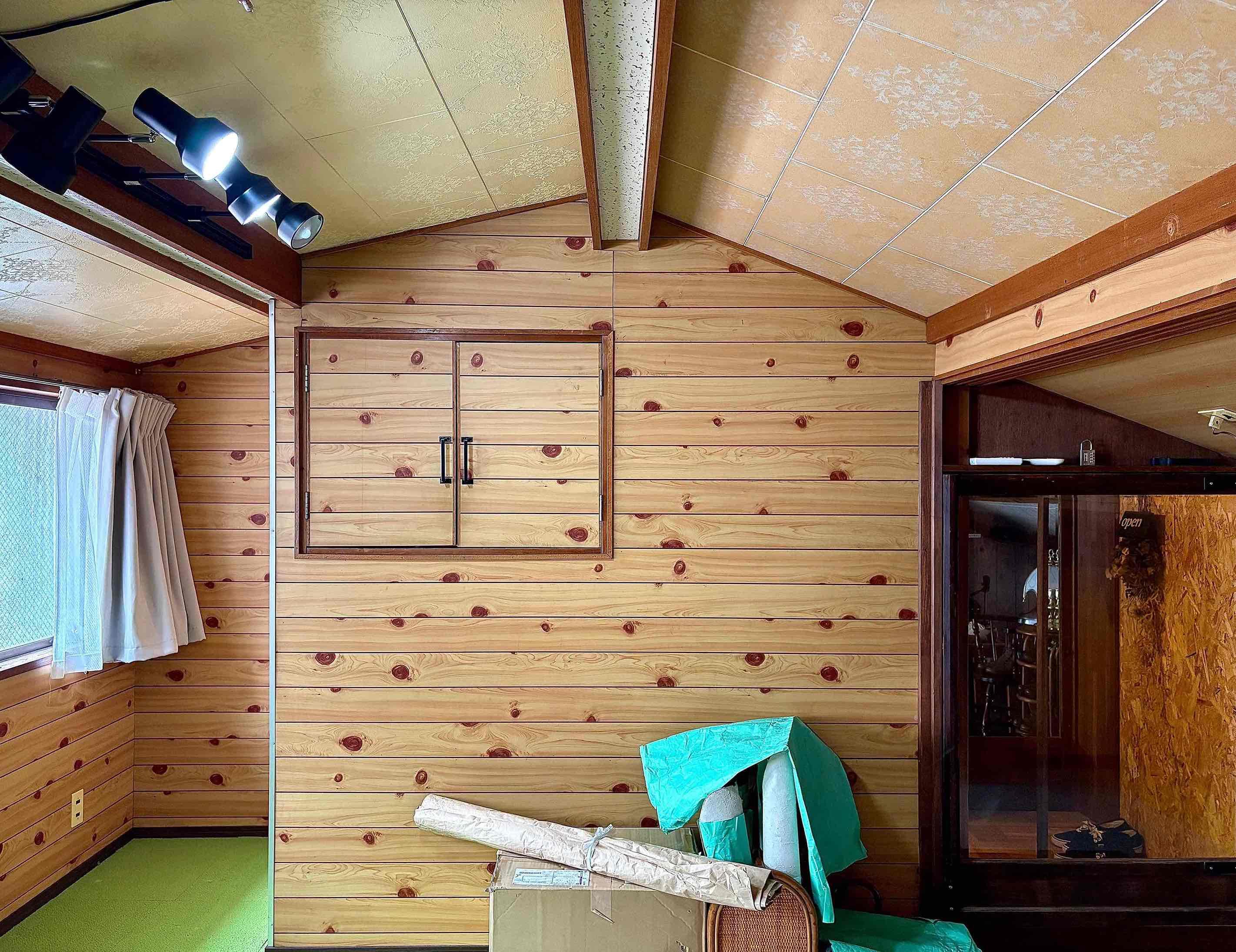 京都市上京区上立売東町29の賃貸物件/中央の梁部分が今回の区画で一番高い場所（約2.2m）