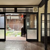 京都市左京区新間之町通二条下る頭町346の賃貸物件/1F | 庭に面した開口部。奥行きを感じます。