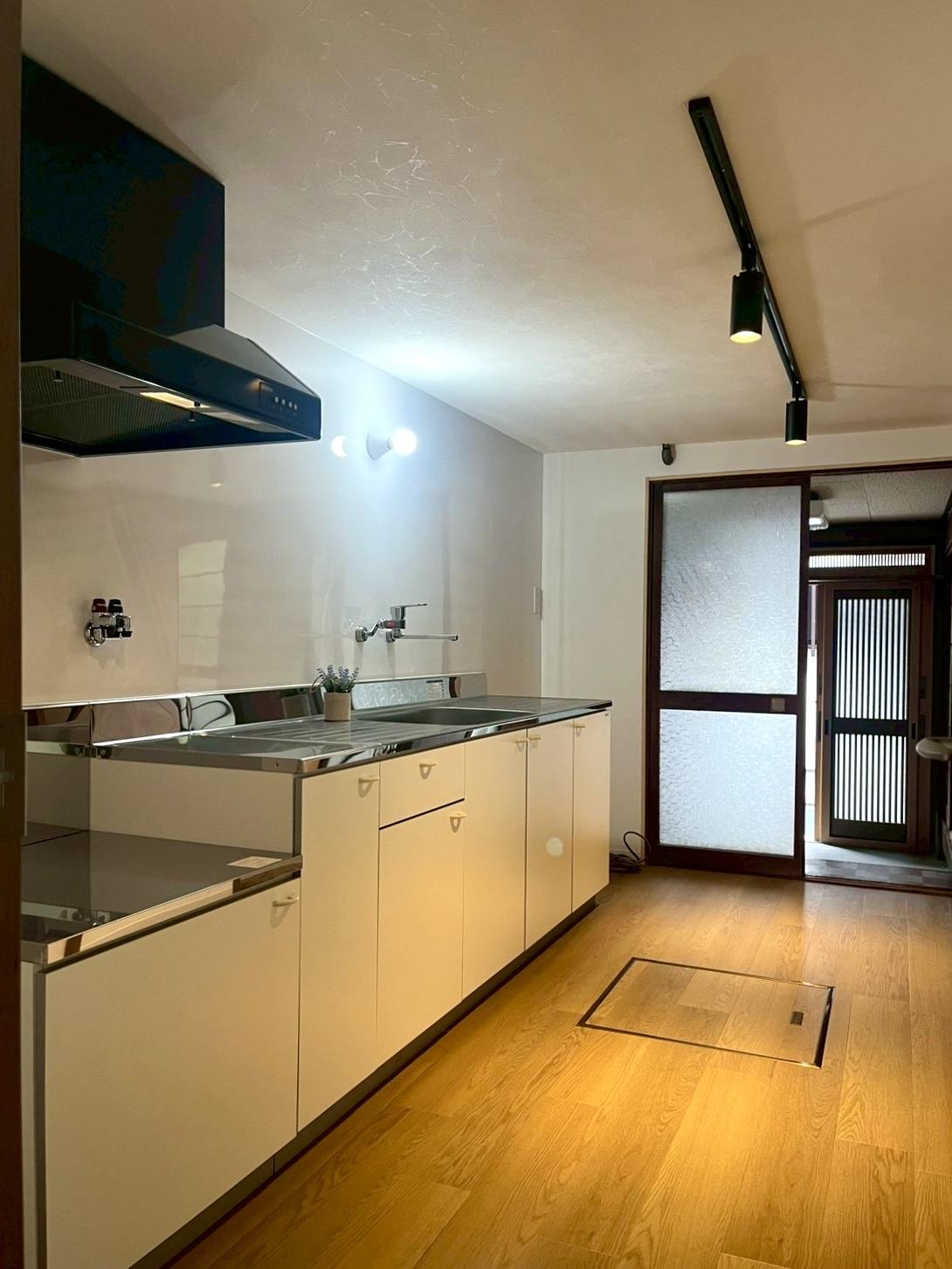 京都市下京区木屋町通六軒上る都市町151番地6の賃貸物件/水回りは今回の募集にあたり新調されています