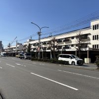 京都市上京区⻄堀川通上⻑者町下る奈良物町481番地の賃貸物件/堀川通に沿って長く続く堀川団地。