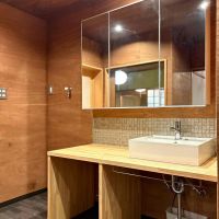 京都市左京区岡崎最勝寺町2番地22の賃貸物件/洗面台も広くとられていて使い勝手がよさそう