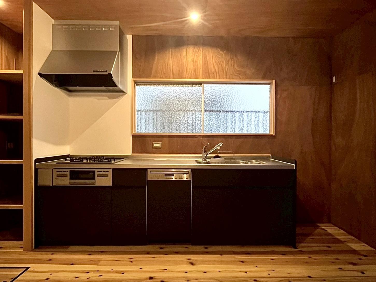 京都市左京区岡崎最勝寺町2番地22の賃貸物件/キッチンは大きくて食洗器もついているのが嬉しい