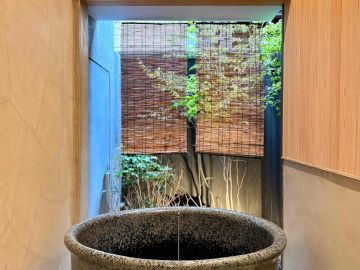 京都市左京区岡崎最勝寺町2番地22の賃貸物件/湯けむりモクモク岡崎路地奥