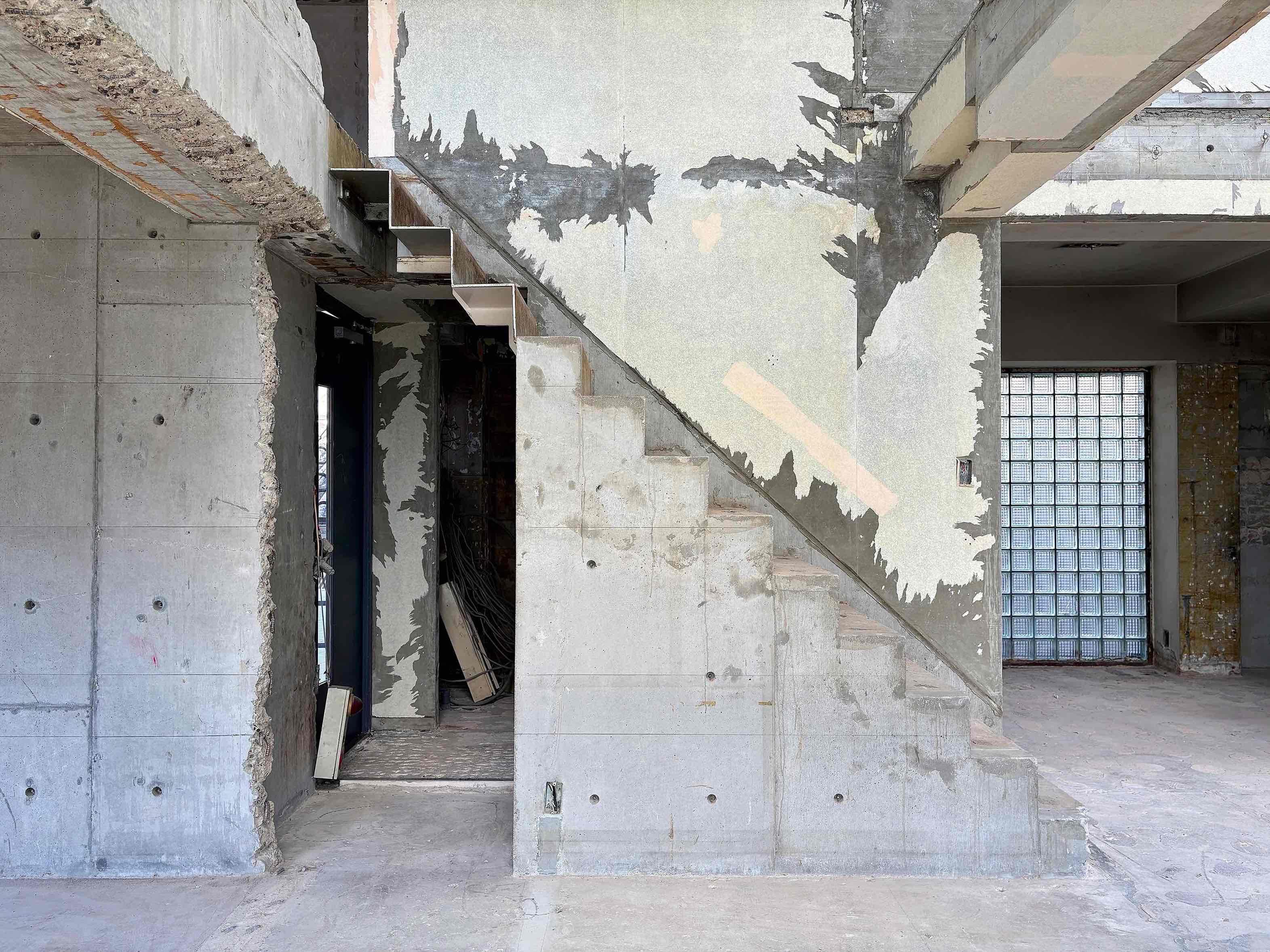 京都市左京区北白川久保田町29-9の賃貸物件/階段の上3段は少し緊張感を覚えます。