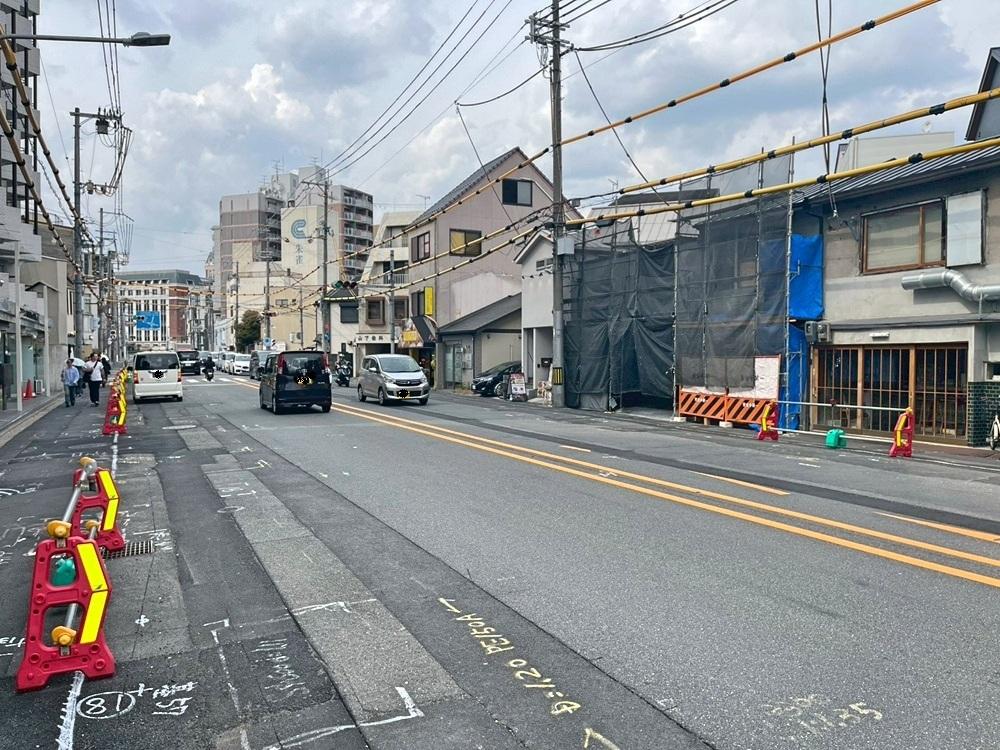 京都市中京区壬生馬場町30-13、30-20の賃貸物件/歩道拡張工事中の後院通