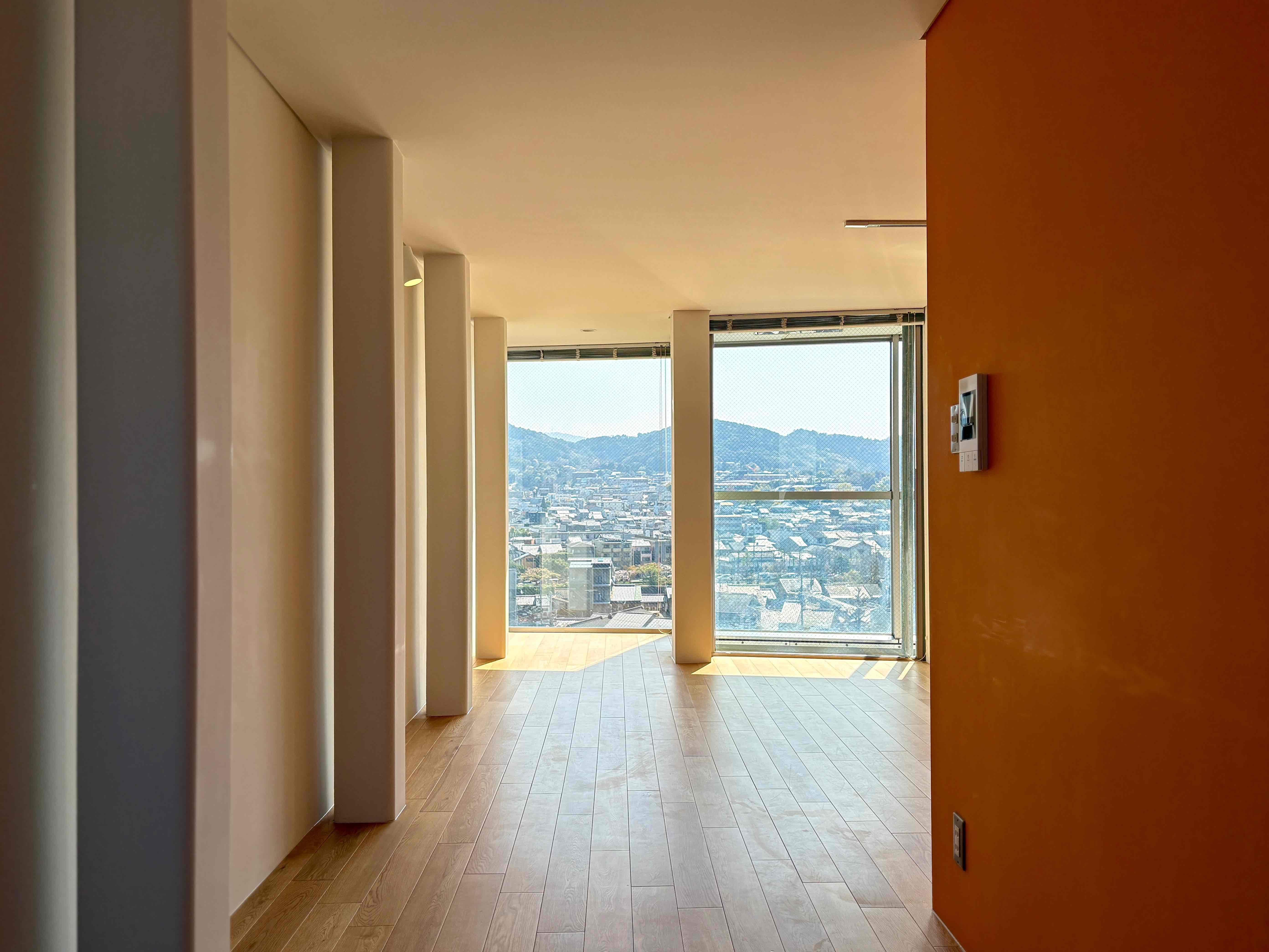 京都市下京区本塩竈町583-4の賃貸物件/キッチン付近からでも既に抜け感あります