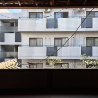 京都市左京区聖護院中町の賃貸物件/2F│正面はマンションですが、光はしっかり入ります