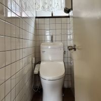 京都市左京区高野清水町132-11の賃貸物件/トイレはこの感じ。きれいに使われています。