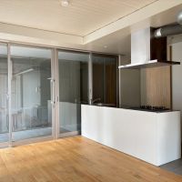 京都市下京区新町通五条下ル蛭子町107-3の賃貸物件/203号室｜キッチン真後ろにはパントリー