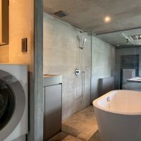 京都市左京区銀閣寺前町10の賃貸物件/オーバーヘッドシャワーも完備でホテル仕様。グローエで揃えてあります