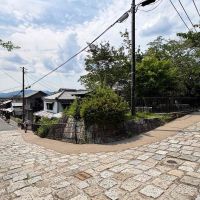 京都市左京区若王子町28の賃貸物件/石畳を上がると右手は哲学の道！ちょっとお散歩に行くにしては贅沢