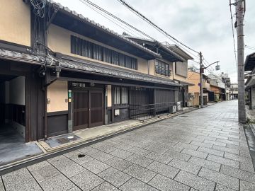 京都市上京区浄福寺通上立売上る大黒町711番地の賃貸物件/手仕事の記憶をたどる大型町家