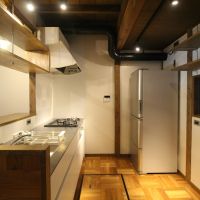 京都府京都市上京区丸太町通黒門東入藁屋町の賃貸物件/露出の配管は主張しない程度に