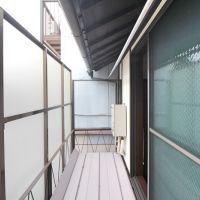 京都市中京区壬生松原町45-8の売買物件/ベランダにはしっかり目隠し　※写真は過去の賃貸募集時のもの