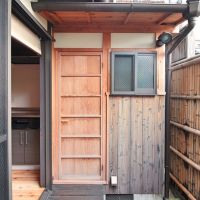 京都市中京区壬生松原町45-8の売買物件/トイレに行く際はほんの一瞬だけ外へ　※写真は過去の賃貸募集時のもの