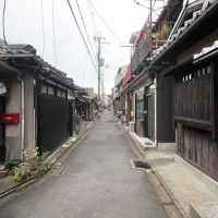 京都市中京区壬生松原町45-8の売買物件/同じ様な町家が並ぶ落ち着いた路地　※写真は過去の賃貸募集時のもの