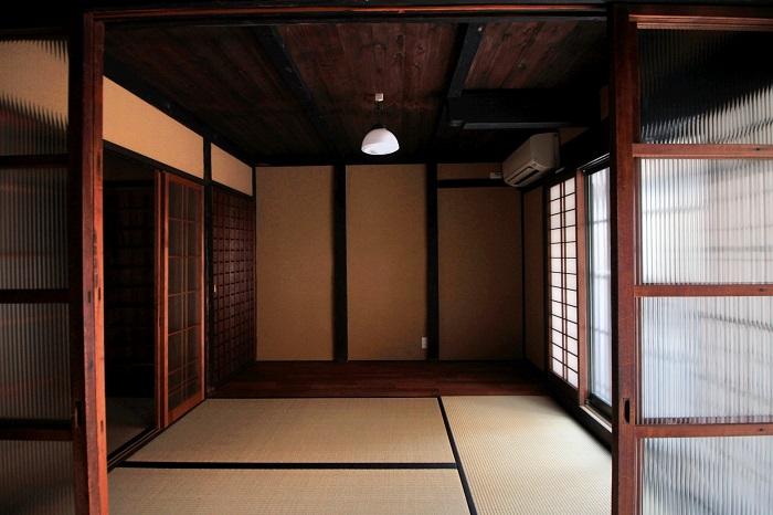 土間からみるミセの間