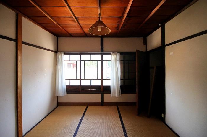 2階真ん中の部屋