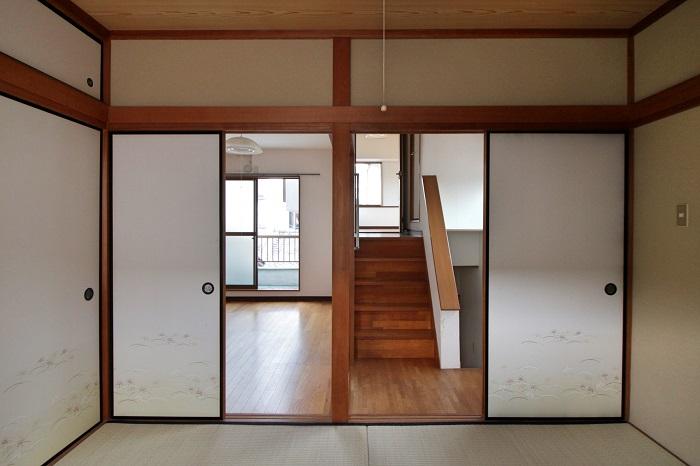 京都市中京区壬生西土居ノ内町26-14の賃貸物件/左の襖を外して広く使っても良し｜2階