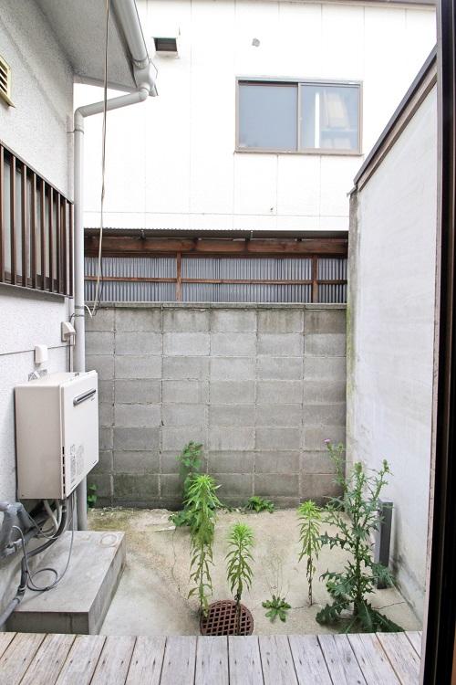 京都市中京区壬生西土居ノ内町26-14の賃貸物件/腰掛けれるようにデッキがあります