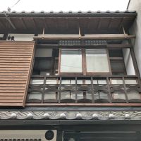 大阪市生野区生野東２丁目の賃貸物件/雨戸の内側には、繊細な技術が隠されていました