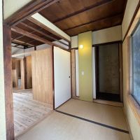 大阪市北区豊崎１丁目の賃貸物件/玄関に隣接する間室は、長屋の間取りならでは