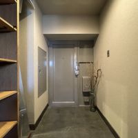大阪市城東区中央1丁目の賃貸物件/広い土間玄関。これなら自転車もおけそう
