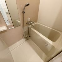 大阪市西区土佐堀2丁目の賃貸物件/浴室も十分な広さです