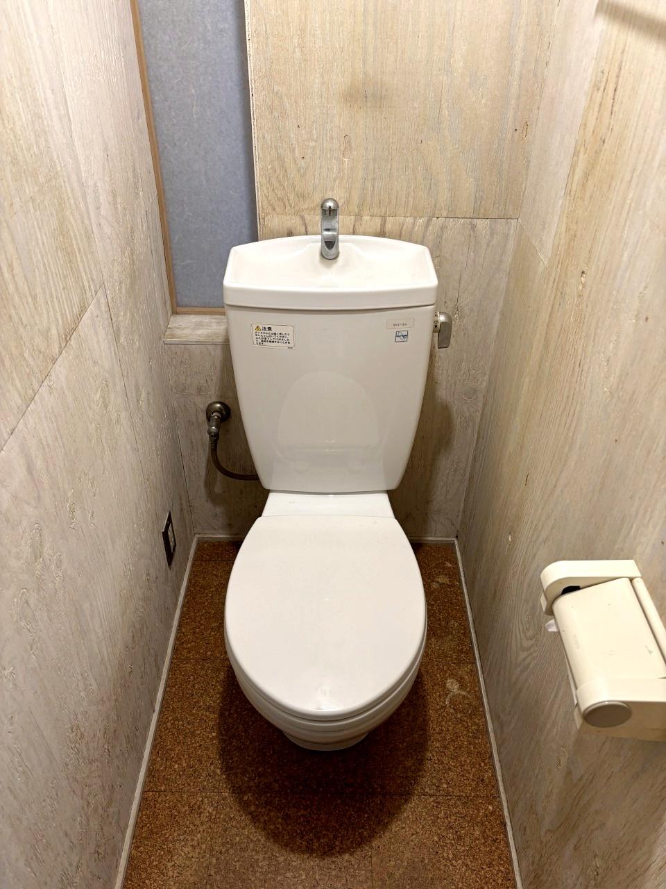 堺市堺区南島町4丁目の賃貸物件/トイレも清潔感があります