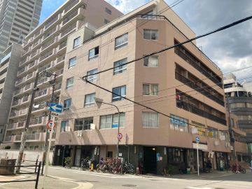 大阪市西区南堀江4丁目の賃貸物件/お気に入りのカフェとひとつ屋根の下