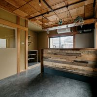 大阪市福島区海老江７丁目の賃貸物件/2階LDK。キッチンはバーカウンター風に。