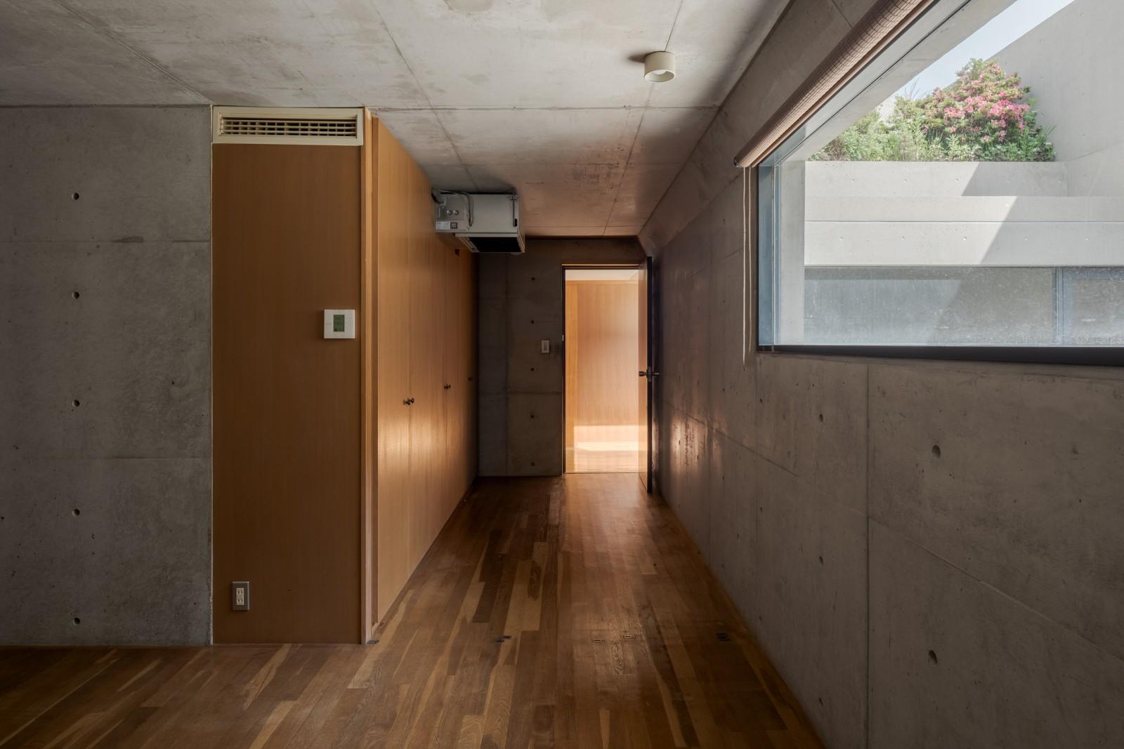 奈良県生駒市の賃貸物件/中庭から各部屋に光が入り込む構造に。