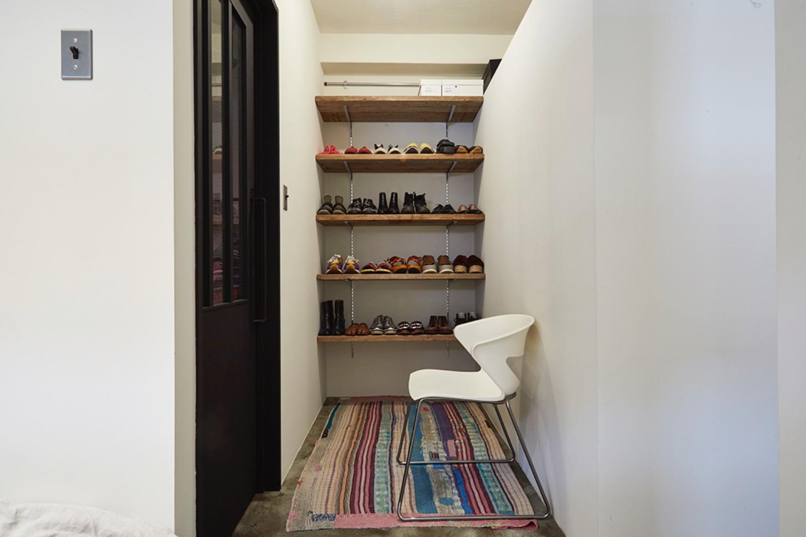 大阪市北区中崎町3丁目の賃貸物件/2Fは寝室と水回りの小さなスペース。