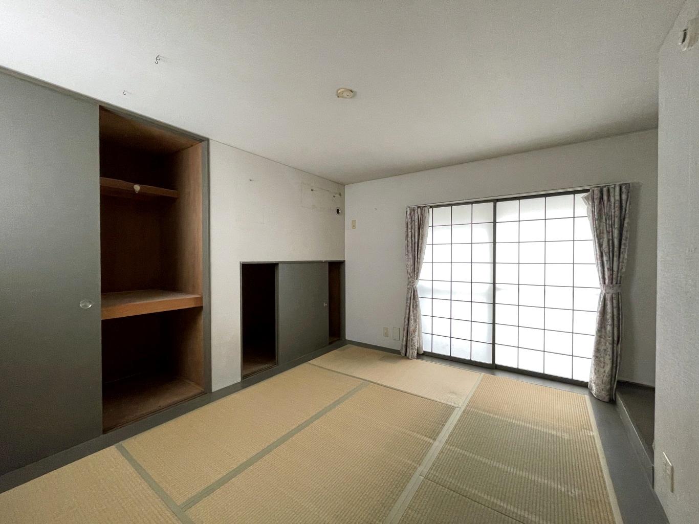 交野市星田西4丁目の賃貸物件/2020年に畳交換している和室。