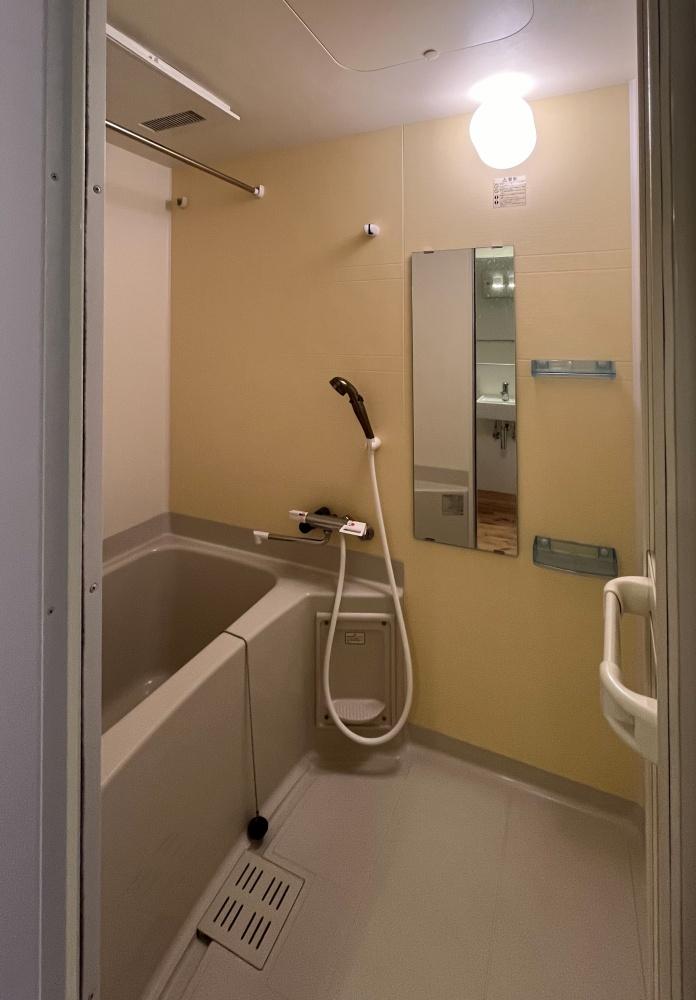 大阪府大阪市港区市岡元町3丁目の賃貸物件/浴室はユニットバス。