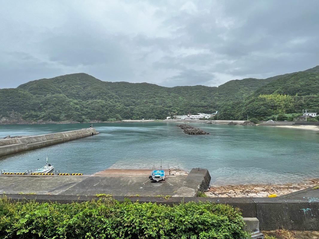 和歌山県日高郡の売買物件/海との距離感がこれ。もはや自分のものだと錯覚してしまいそう。