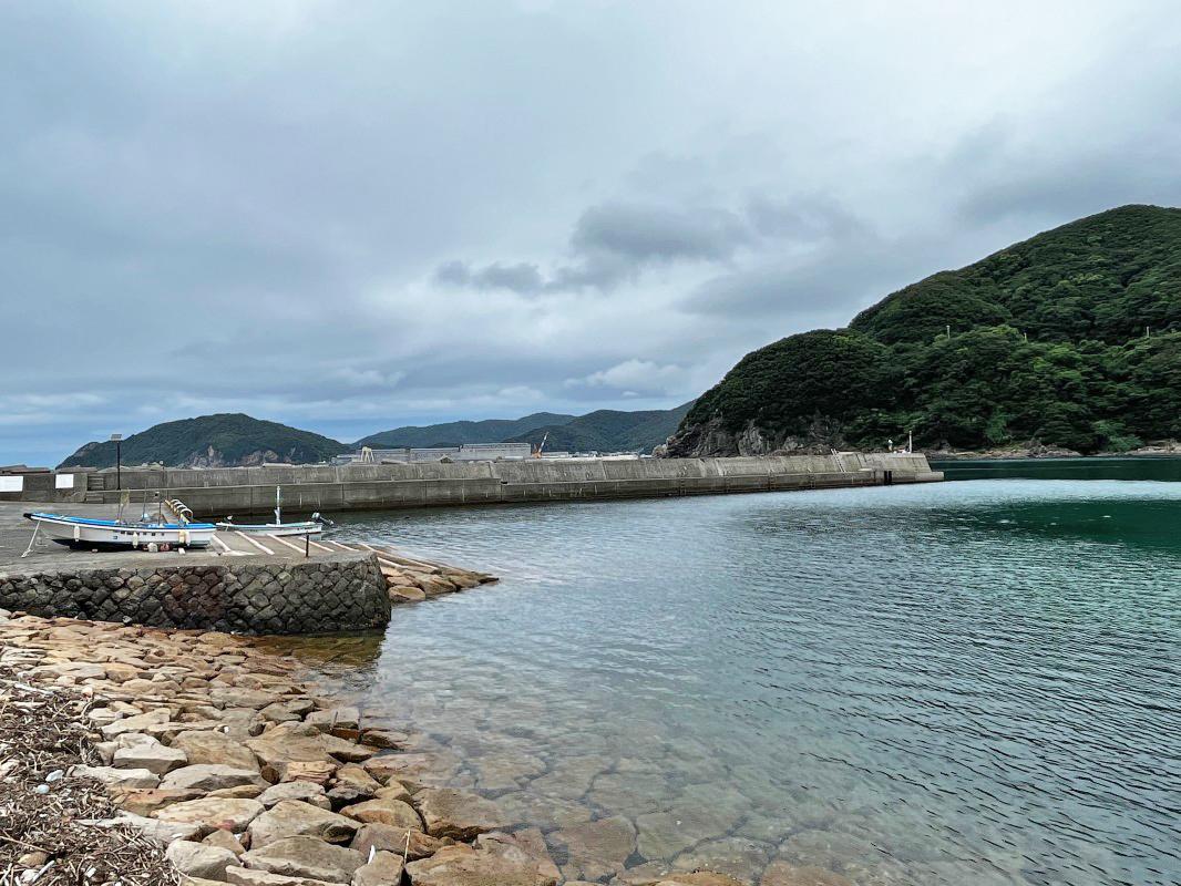 和歌山県日高郡の売買物件/波止場が目の前、釣りもできそうだし、船を持つという選択肢も叶いそう。