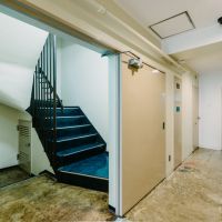 大阪市浪速区元町の賃貸物件/エントランスの奥