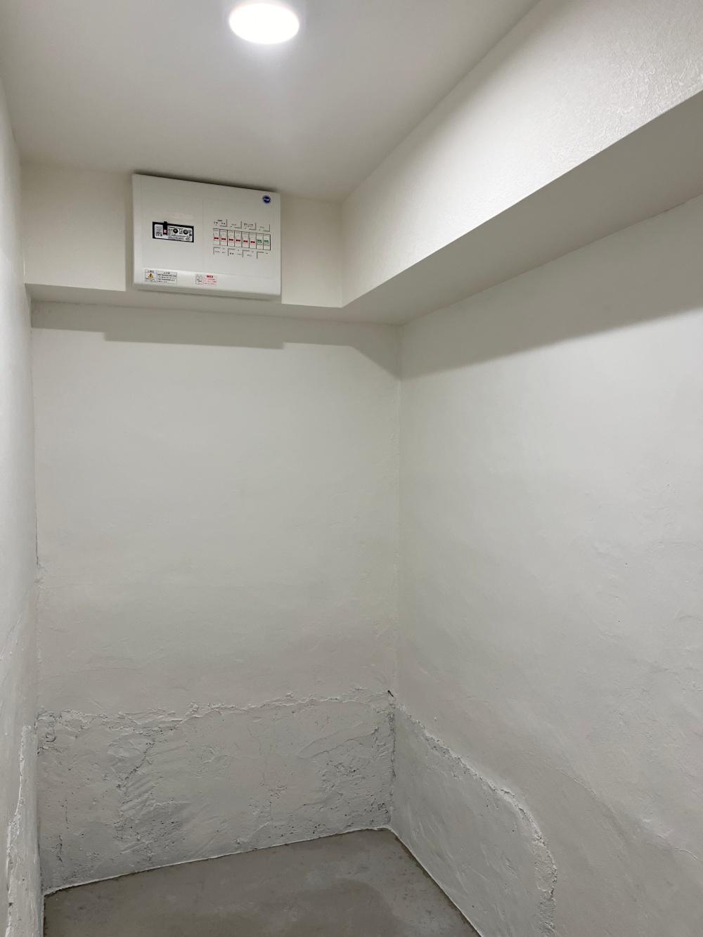 大阪市北区中崎西4丁目の賃貸物件/土間床の倉庫