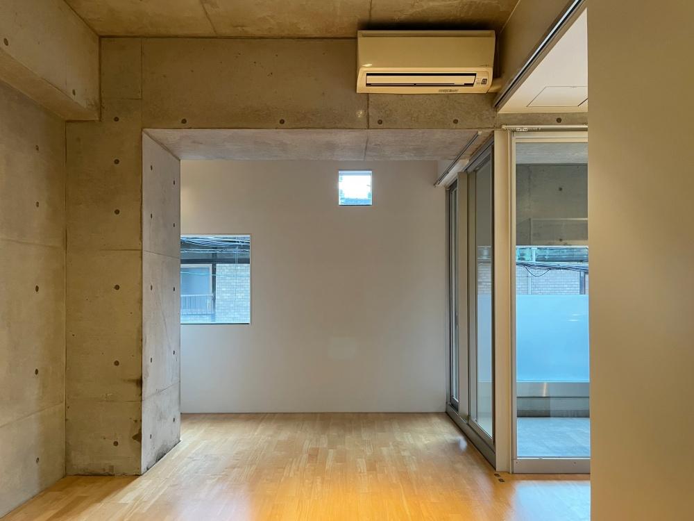 大阪市北区中崎西1丁目の賃貸物件/以下、掲載写真は前回募集時のものです。今回の部屋の窓はどこでしょうか。