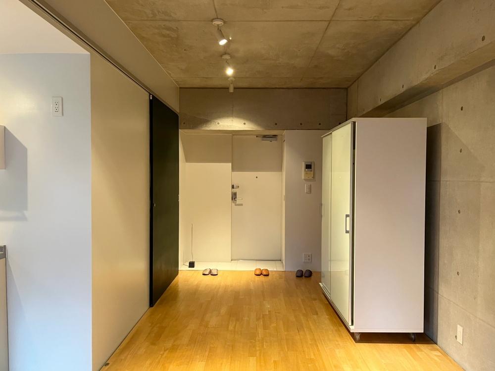 大阪市北区中崎西1丁目の賃貸物件/打ちっぱなしのシンプルな空間