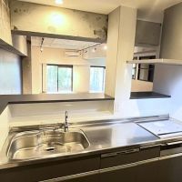 箕面市船場西3丁目の売買物件/キッチンは対面式